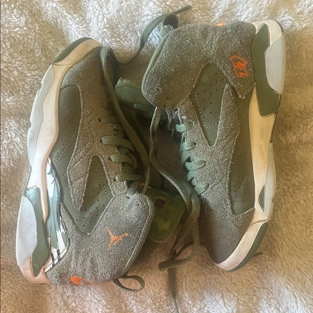 Jordan Kids Sneakers in Green and Orange